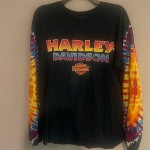 Harley-Davidson large tie dye long sleeve shirt.